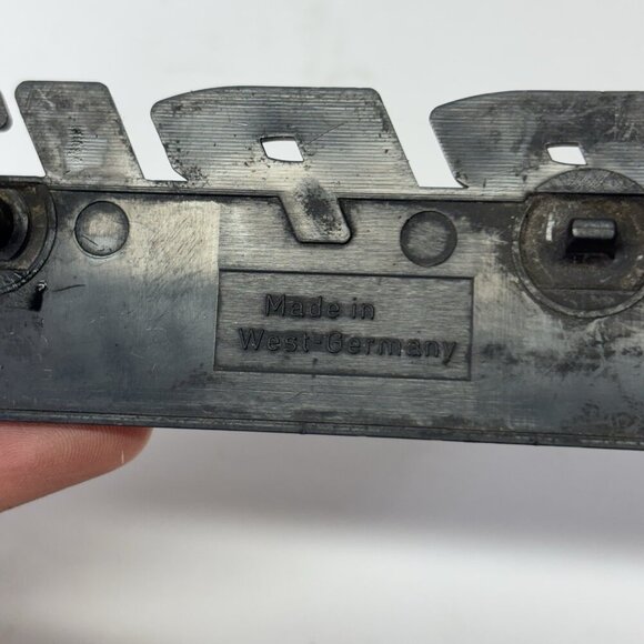 75 76 77 78 79 80 81 82 83 84 VW RABBIT C REAR EMBLEM LOGO BADGE USED OEM A24234 - Picture 4 of 5